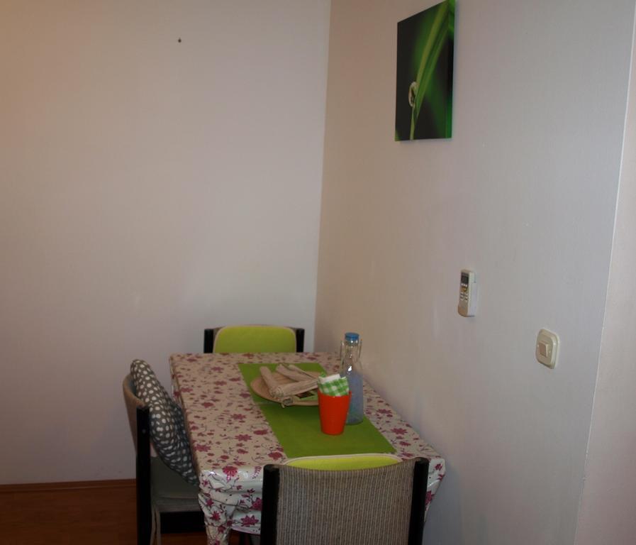 Apartment Luna Плоче Экстерьер фото